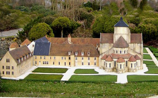 fontgombault-