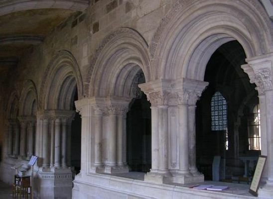 arcades-salle-capitulaire
