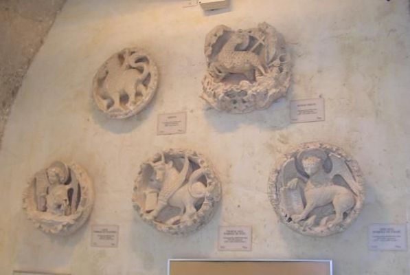 medaillons