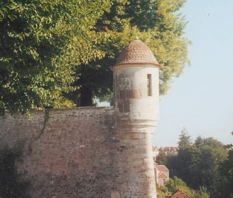 32