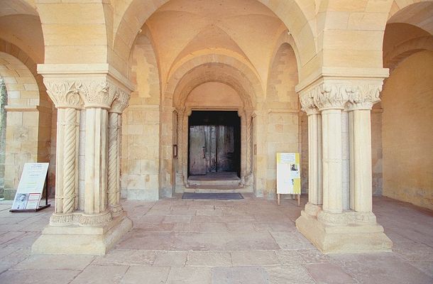 ex--narthex-porche
