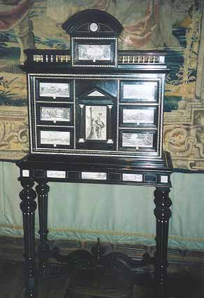 bureau en bois de poirier