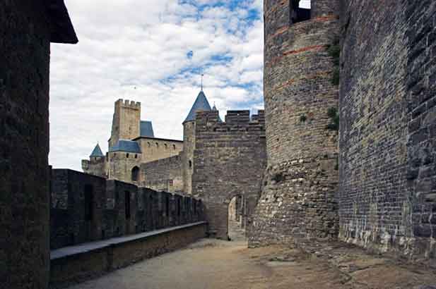 p-v-chateau
