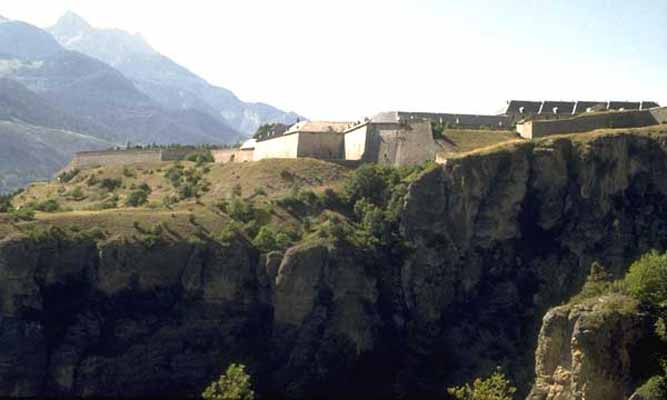 mont dauphin